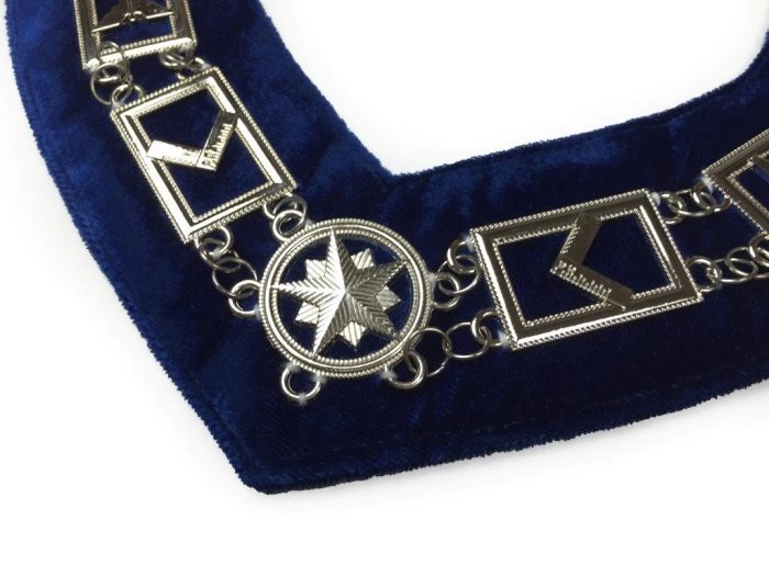 BLUE LODGE CHAIN COLLAR - SILVER PLATED ON BLUE VELVET (1)