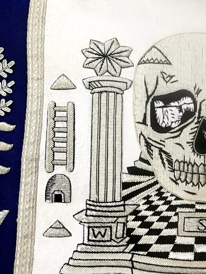 MASTER MASON BLUE LODGE APRON - SKULL PILLARS MASTERS CARPET SILVER EMBROIDERY (3)