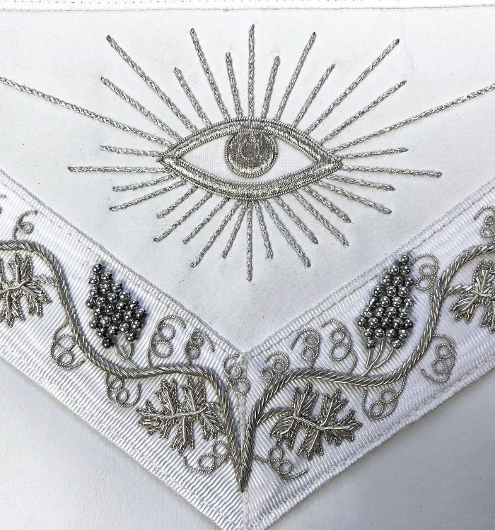 MASTER MASON BLUE LODGE APRON - WHITE MOIRE RIBBON WITH SILVER HAND EMBROIDERY (1)