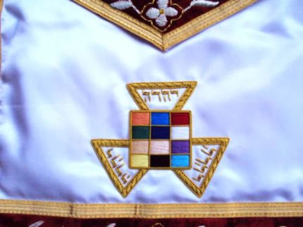 PAST HIGH PRIEST ROYAL ARCH CHAPTER APRON - WHITE SILK SATIN & RED VELVET (2)