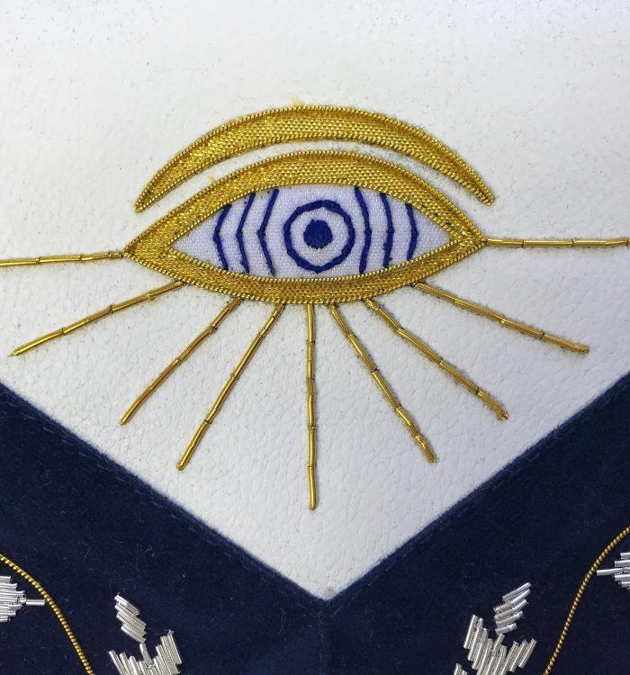 PAST MASTER BLUE LODGE APRON - BULLION GOLD & SILVER HAND EMBROIDERY (1)