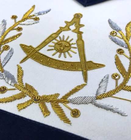 PAST MASTER BLUE LODGE APRON - BULLION GOLD & SILVER HAND EMBROIDERY (2)