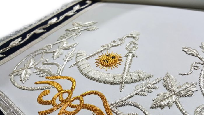 PAST MASTER BLUE LODGE APRON - SILVER & GOLD HAND EMBROIDERY (4)