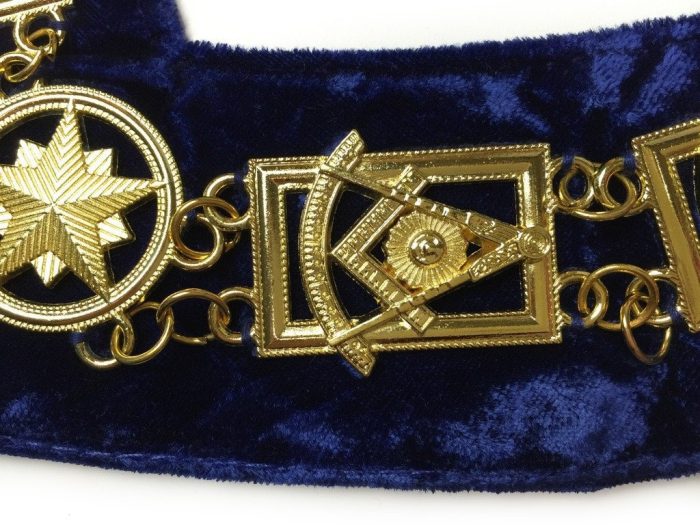 PAST MASTER BLUE LODGE CHAIN COLLAR - GOLD PLATED ON BLUE VELVET (2)