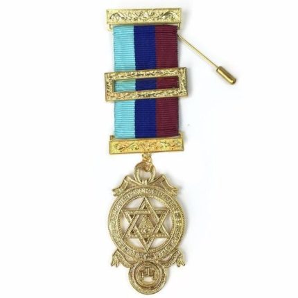 PROVINCIAL ENGLISH ROYAL ARCH BREAST JEWEL - GOLD PLATED